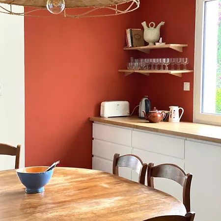 Le Pierre St Mandrier *