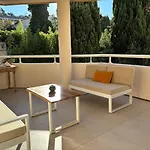 Apartament Le Pierre St Mandrier
